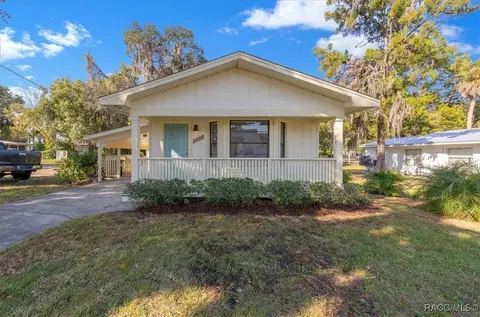 222 NE 4th Ave, Crystal River, FL 34429