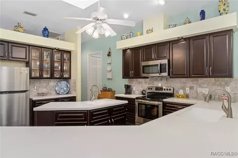 Kitchen - 272 W Massachusetts St, Hernando, FL 34442 photo 3 of 5