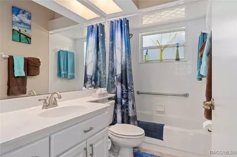 Bath - 272 W Massachusetts St, Hernando, FL 34442 photo 4 of 4