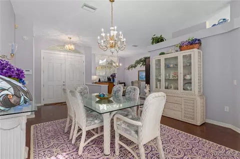 Dining - 272 W Massachusetts St, Hernando, FL 34442 photo 2 of 6