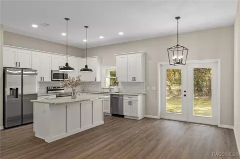 Kitchen - 922 E Hobart Ln, Hernando, FL 34442 photo 1 of 3