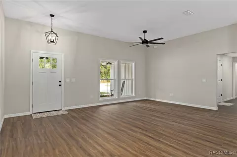 Living - 922 E Hobart Ln, Hernando, FL 34442 photo 1 of 1