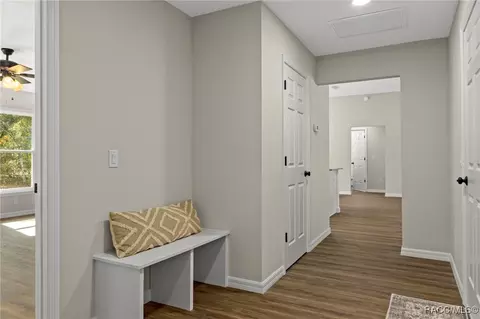 Entry Way - 922 E Hobart Ln, Hernando, FL 34442 photo 4 of 4