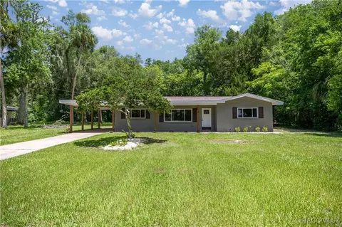 1361 NW 19th St, Crystal River, FL 34428