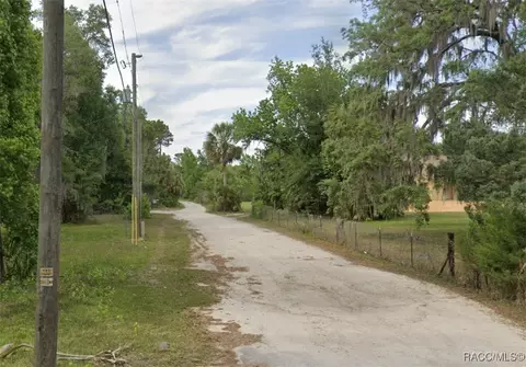 2182 S Old Milwaukee Rd, Homosassa, FL 34448