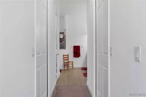 Entry Way - 1454 W Laurel Glen Path, Hernando, FL 34442 photo 2 of 4