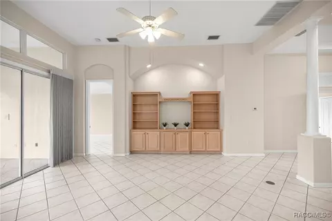 Living - 51 W Doerr Path, Hernando, FL 34442 photo 8 of 9