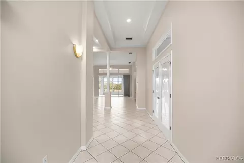 Entry Way - 51 W Doerr Path, Hernando, FL 34442 photo 2 of 4