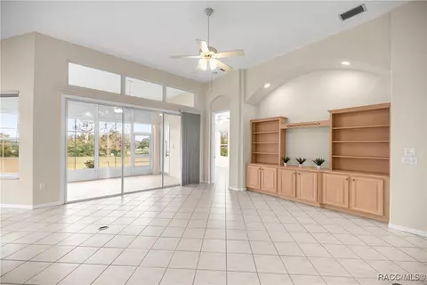 Living - 51 W Doerr Path, Hernando, FL 34442 photo 5 of 9