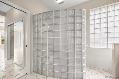 Bath - 51 W Doerr Path, Hernando, FL 34442 photo 1 of 4