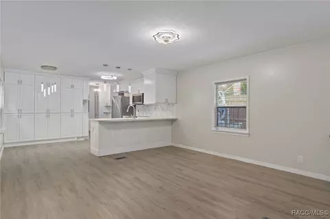 193 Gladys Ave, Inglis, FL 34449 photo 9
