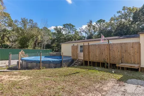 193 Gladys Ave, Inglis, FL 34449 photo 5