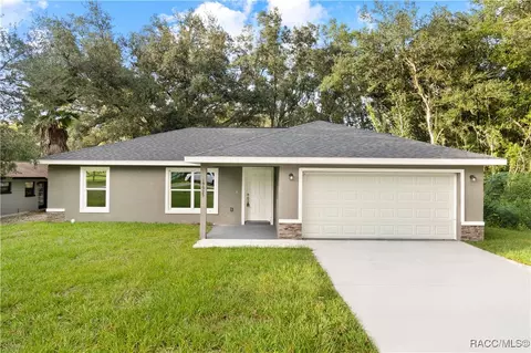 19925 SW Lark Dr, Dunnellon, FL 34431