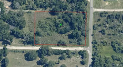 9045 SW Helfrich Ln, Crystal River, FL 34429