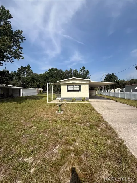 7120 S Sesame Street Ter, Homosassa, FL 34446