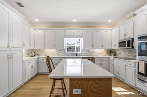 1200 N Annapolis Ave, Hernando, FL 34442