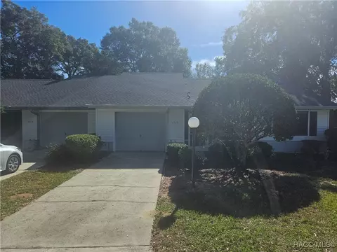 2320 N Hendry Pt, Hernando, FL 34442