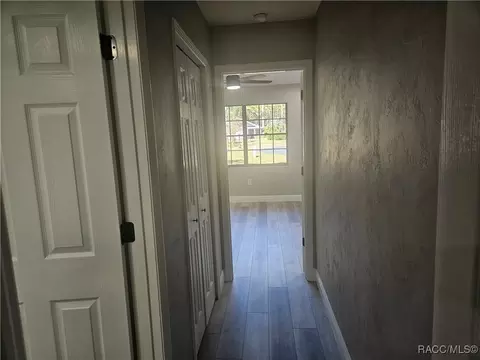 Entry Way - 2320 N Hendry Pt, Hernando, FL 34442 photo 2 of 2