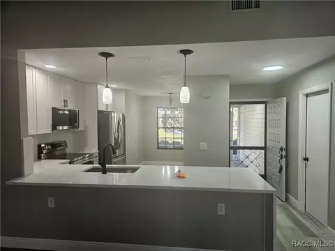 Kitchen - 2320 N Hendry Pt, Hernando, FL 34442 photo 1 of 2