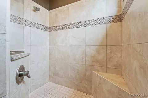 Bath - 1547 N Eagle Ridge Path, Hernando, FL 34442 photo 3 of 4