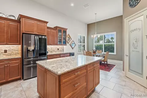 Kitchen - 1547 N Eagle Ridge Path, Hernando, FL 34442 photo 2 of 2