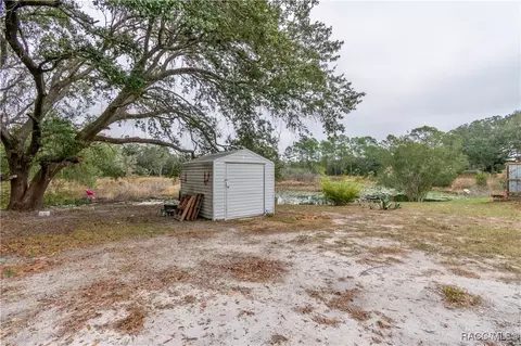 3831 E Camelot Pl, Hernando, FL 34442 photo 31