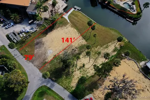 1845 SE 3rd Ct, Crystal River, FL 34429