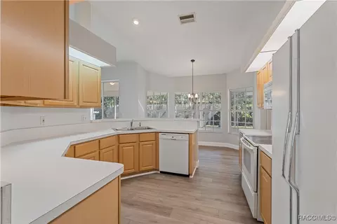 9 Cypress Ln, Inglis, FL 34449 photo 8
