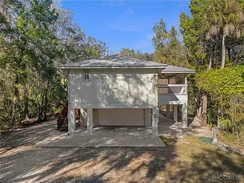 11015 W Grybek Dr, Homosassa, FL 34448