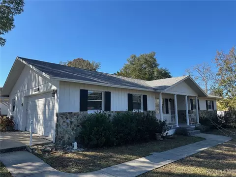 200 S Desoto St, Beverly Hills, FL 34465