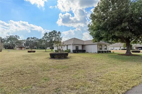 Exterior - 738 Epsom Ct, Hernando, FL 34442 photo 3 of 11