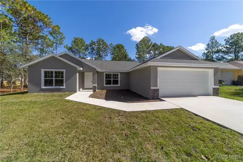 7153 N Everest Ter, Citrus Springs, FL 34434
