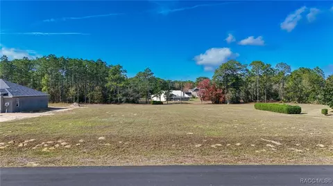 998 N Man O War Dr, Inverness, FL 34453