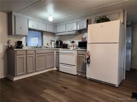 3245 E Wagon Trl, Hernando, FL 34442 photo 4