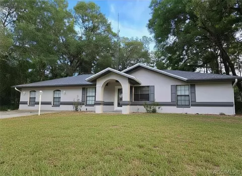 1570 W Datura Ln, Citrus Springs, FL 34434