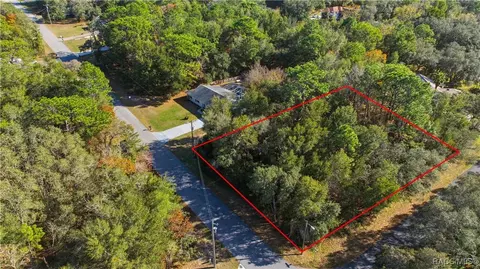 1998 E Newhaven St, Inverness, FL 34453