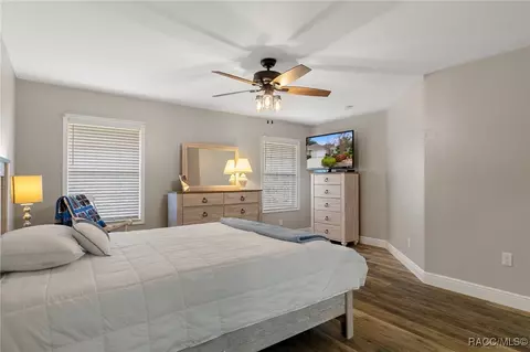 Bedroom - 1529 N Foxboro Loop, Crystal River, FL 34429 photo 2 of 3