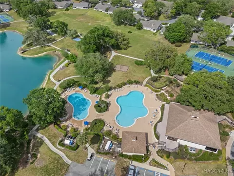 Exterior - 1529 N Foxboro Loop, Crystal River, FL 34429 photo 7 of 9