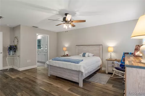 Bedroom - 1529 N Foxboro Loop, Crystal River, FL 34429 photo 3 of 3