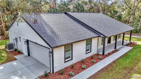 12372 W Checkerberry Dr, Crystal River, FL 34428