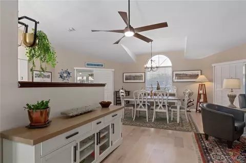 Entry Way - 3955 E Arbor Lakes Dr, Hernando, FL 34442 photo 3 of 4