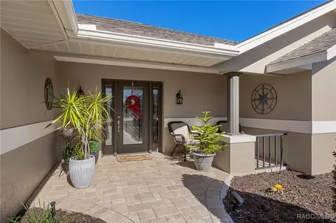 Exterior - 3955 E Arbor Lakes Dr, Hernando, FL 34442 photo 3 of 19