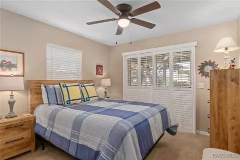 Bedroom - 3955 E Arbor Lakes Dr, Hernando, FL 34442 photo 1 of 6