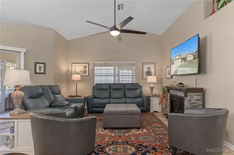 Living - 3955 E Arbor Lakes Dr, Hernando, FL 34442 photo 1 of 2