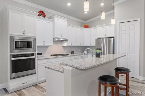 Kitchen - 263 W Doerr Path, Hernando, FL 34442 photo 1 of 4
