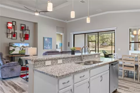 Kitchen - 263 W Doerr Path, Hernando, FL 34442 photo 4 of 4