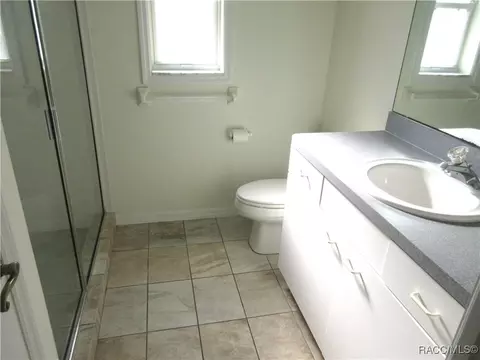 Bath - 6347 W Glynborne Loop, Crystal River, FL 34429 photo 4 of 4