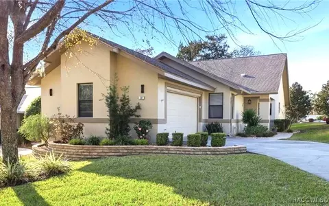 58 Byrsonima Cir, Homosassa, FL 34446