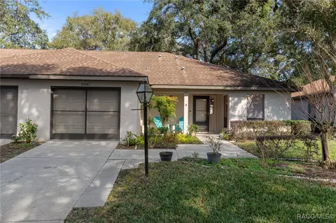 5991 W Bromley Cir, Crystal River, FL 34429