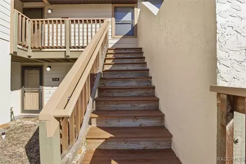 Exterior - 110 E Glassboro Ct #7A, Hernando, FL 34442 photo 2 of 6